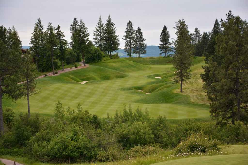 Club at Black Rock Hole 18